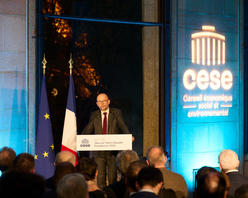 Thierry Beaudet, Président du CESE, face aux participants à la cérémonie des voeux