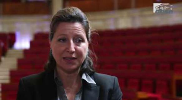 Interview de Agnès BUZYN (HAS) - Prix médicaments