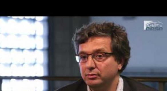 Interview de Philippe ROUSSELOT, Professeur de médecine - Prix et traitements médicaux